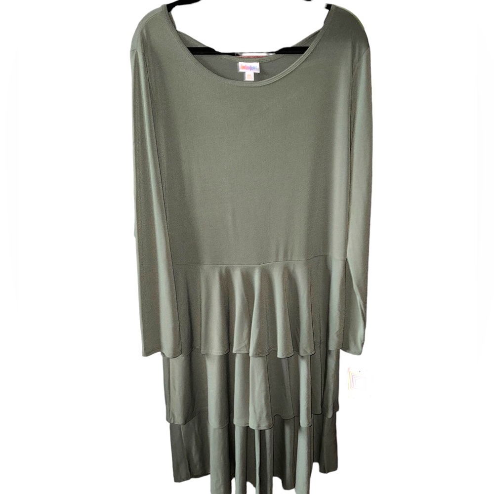 Lularoe 3X olive green Georgia dress. Perfect‎ dress! Tiered skirt, long sleeve.